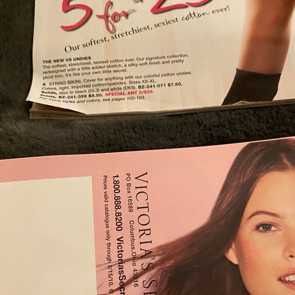 Victoria's Secret Catalogs 2009 (set of 6) - Picture 4 of 14